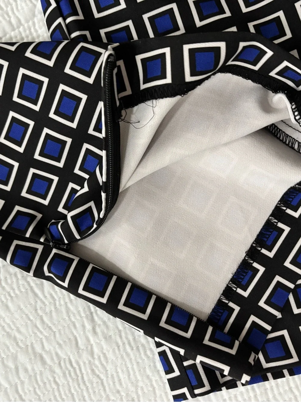 Black Label by Chicos Straight Leg Geometric Print Pants - Blue/Black Size 2.5